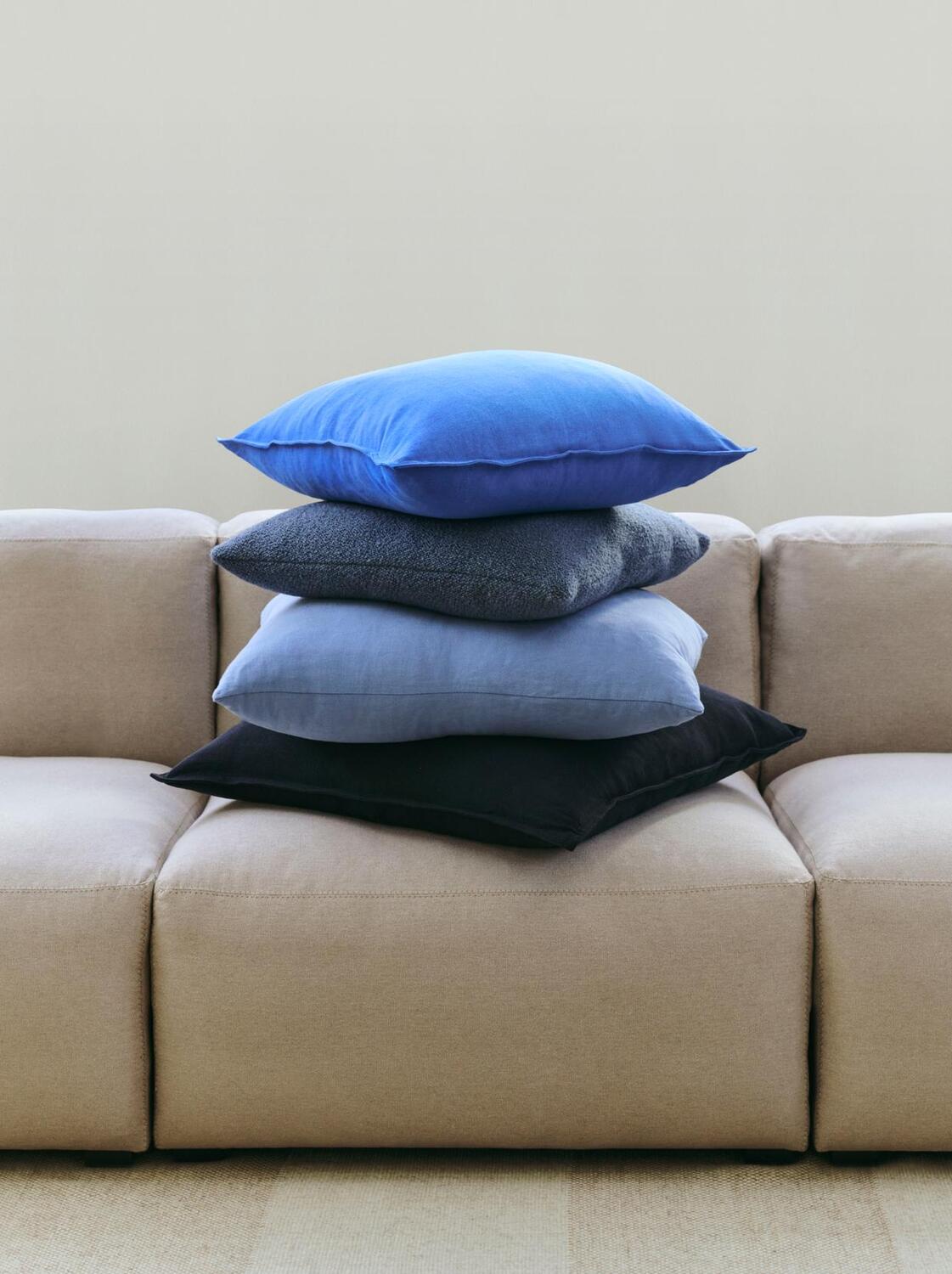 Linen pudebetræk, 60 x 60 cm - blå/sort